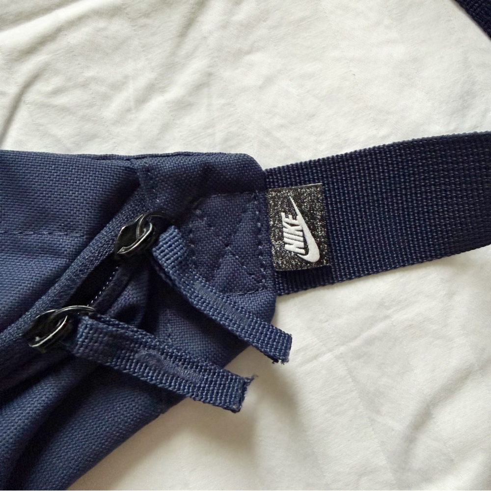 Nike Navy Blue Belt Bag - Picture 4 of 6